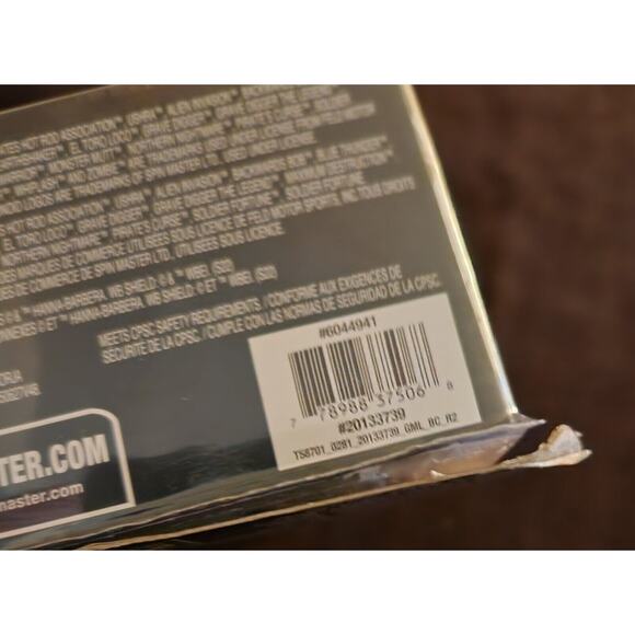 Monster Jam Spin Masters Gravedigger Series 23 Die-Cast 1:64 Scale 2021) NIB - Picture 5 of 5